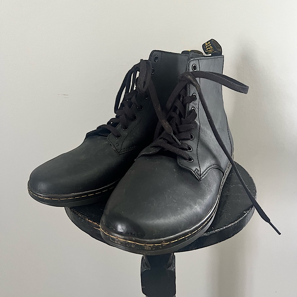 Dr.Marten Tobias Leather Casual Boot Doc Marten